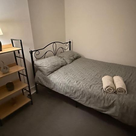 Cosy Victorian Guest Room Лондон Экстерьер фото