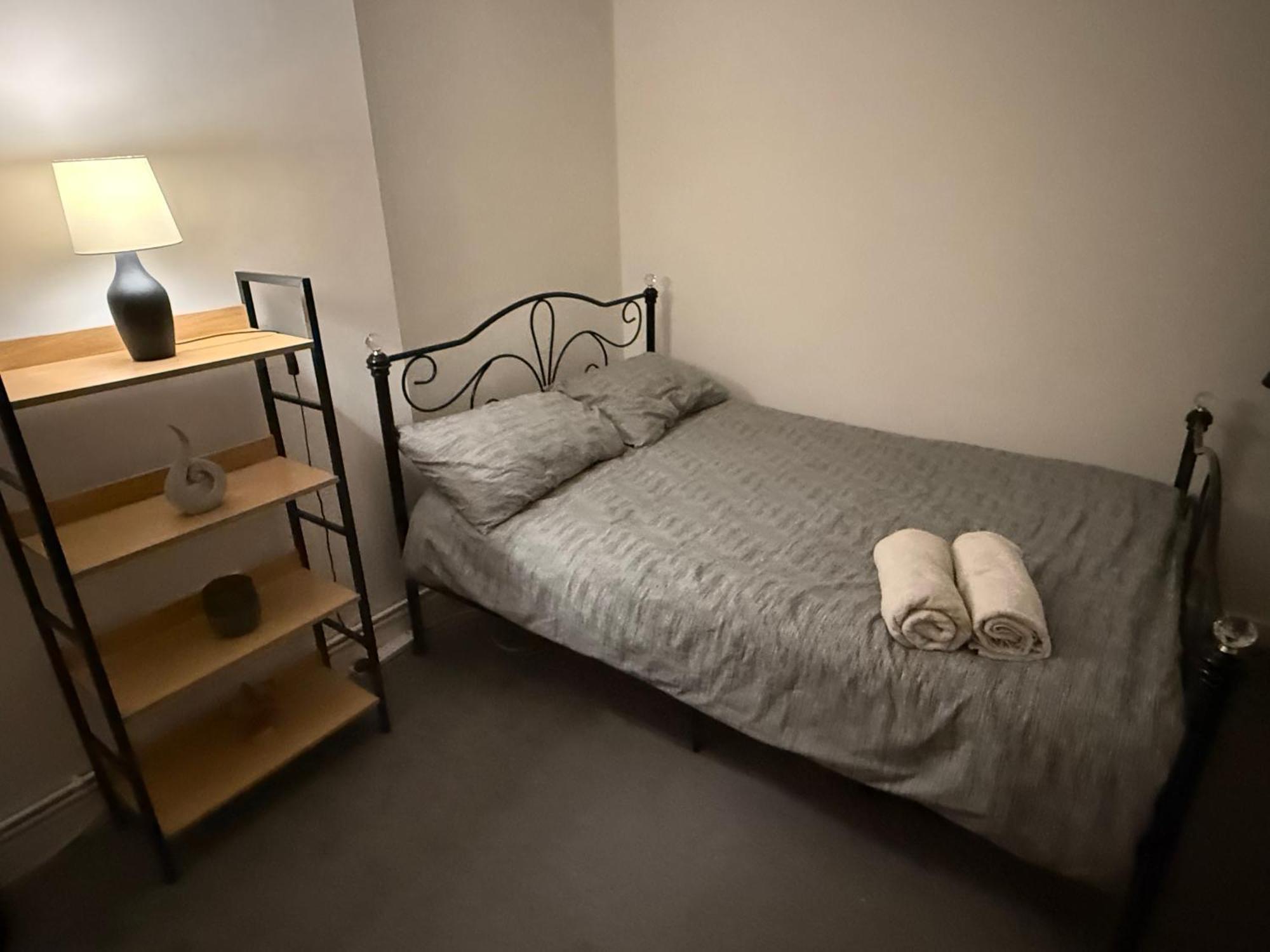 Cosy Victorian Guest Room Лондон Экстерьер фото